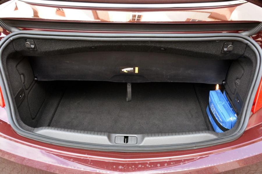  Opel Cascada 2013 года  (фото 43 из 51)